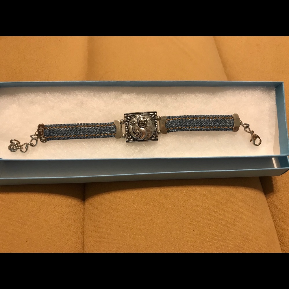 Jean Bracelet